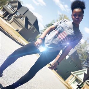 Meet your Posher, Mia